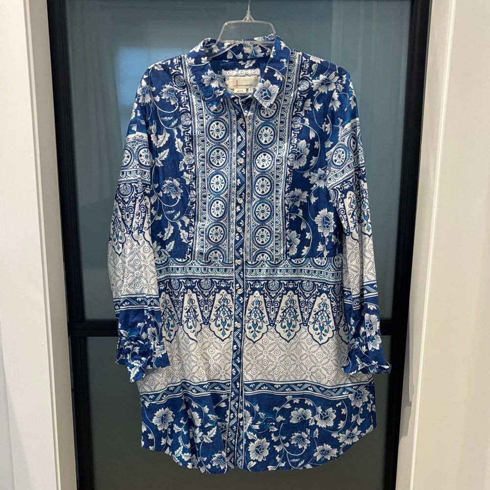 Anthropologie Blue and White Patterned Blouse